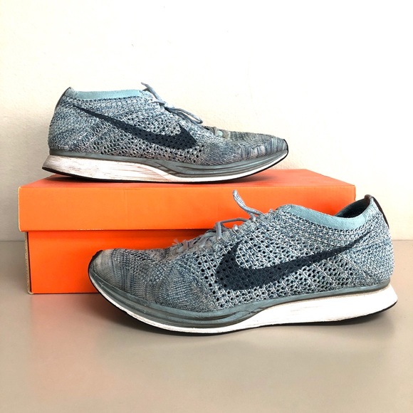 flyknit racer blueberry